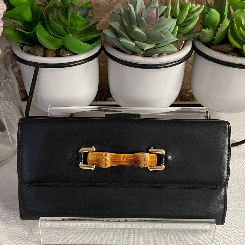 Gucci Black Leather Bamboo gold accent long wallet.with Gucci dust cover EUC